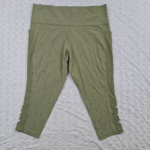 Athleta Salutation Stash pocket II Capri Cutout 7/8 womens size 3x green legging